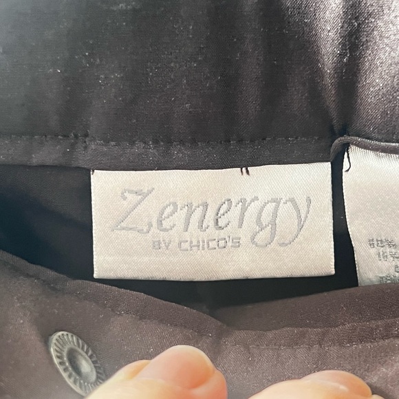 Zenergy by Chico's Brown lightweight Dress Slacks Size 1.5 or 10 or Medium - Picture 4 of 11